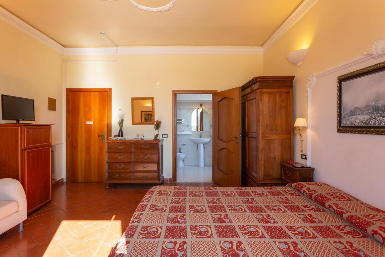 Villa Casafrassi -Only Adults Castellina in Chianti Dış mekan fotoğraf